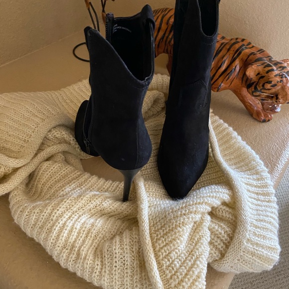 Express size 6 booths - Picture 2 of 2